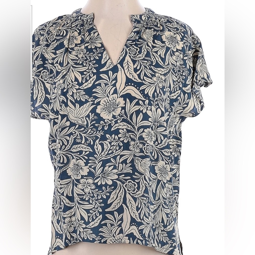 Patrons of Peace blue and cream floral Blouse 🌸 woman’s extra small
